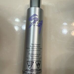 Monat Studio One The Champ Dry Shampoo